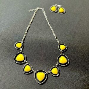 Beautiful yellow and silver necklace and matching earrings set